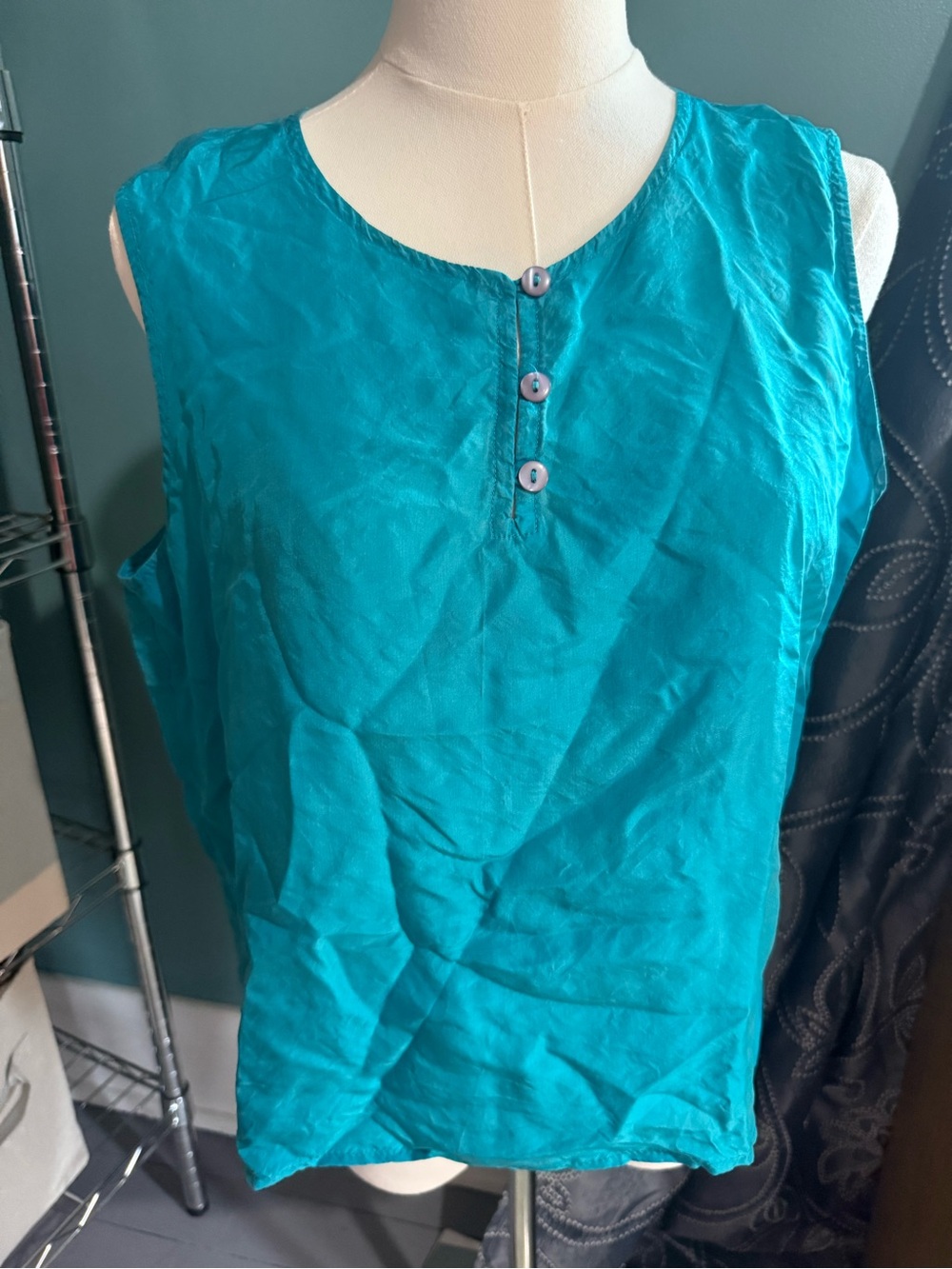 The Limited 100% Silk Blouse L Teal Turquoise Sleeveless 3 Button